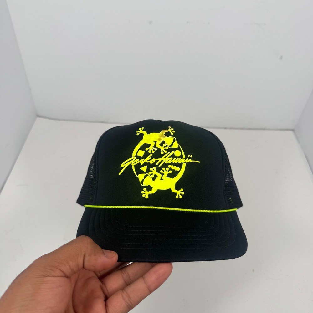 Vintage Gecko Hawaii Trucker Hat Neon Logo Black Snapback Cap 90s USA